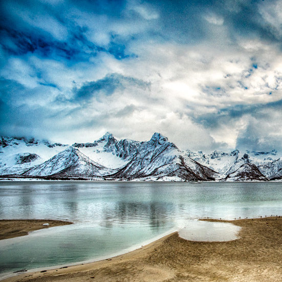cropped-mountains_7512325_HDR-4.jpg